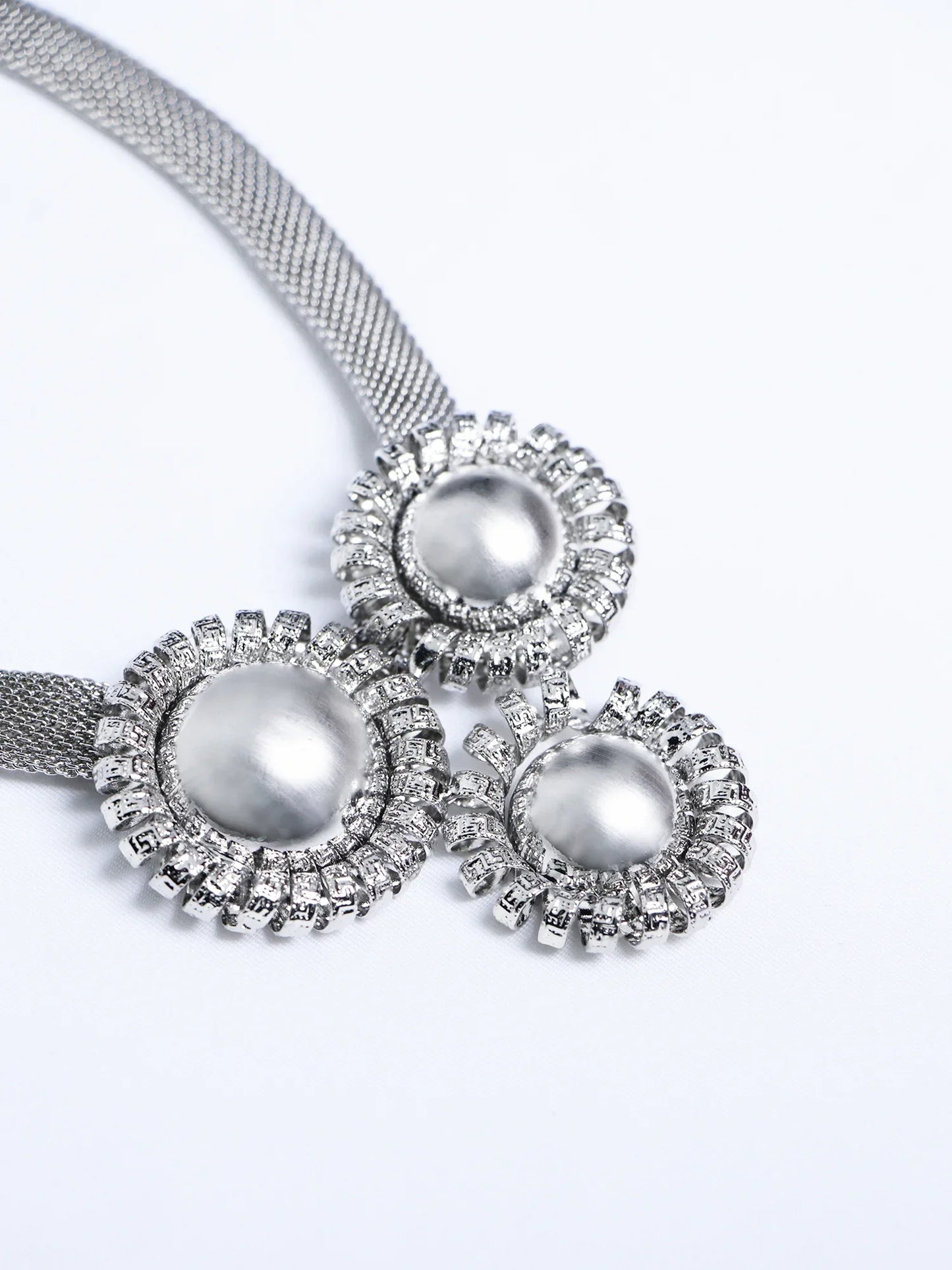 Silver Large Flower Beaded Necklace Earring Set|NOOSGOP